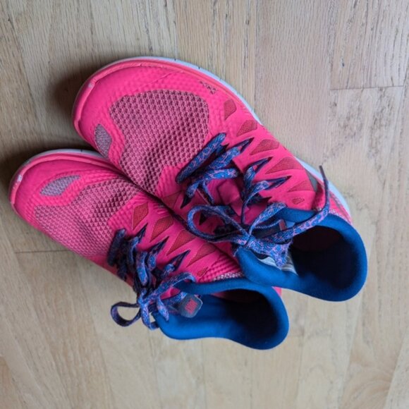 Nike Free 5.0 neon pink size youth 5 - Picture 1 of 4